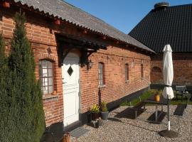 Karensdal B & B，位于Uldum的酒店