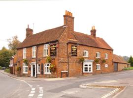 The George & Horn near Newbury，位于金斯克利尔的酒店