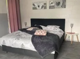 瑞珀斯德拉方丹旅馆
