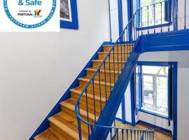 Help Yourself Hostels - Parede，位于帕雷迪的酒店