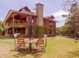 Ol-Kine Cottage at The Great Rift Valley Lodge & Golf Resort Naivasha，位于奈瓦沙大裂谷高尔夫度假村附近的酒店