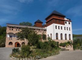 Hotel Vinař - Bed & Breakfast，位于Kurdějov的酒店