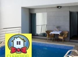 Pé na Areia - Guest House，位于维拉·雷阿尔·德·桑托亚的海滩短租房