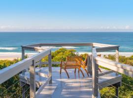 Seascape @ 19 Pindari - privacy, space, views，位于Dunbogan的酒店