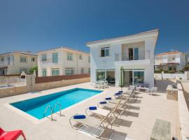 Shaye Front Line Villa，位于普罗塔拉斯的酒店