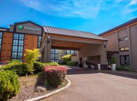 Holiday Inn Portland South/Wilsonville, an IHG Hotel，位于威尔逊维尔的带停车场的酒店