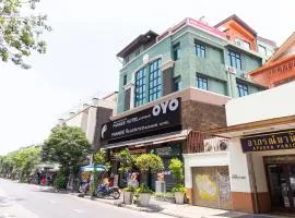 Super OYO 484 Pannee Residence Khaosan Sha Plus