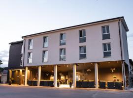 莱昂纳多酒店，位于斯洛文尼亚比斯特里察的酒店
