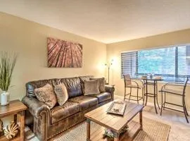 Sunny Sedona Condo with Resort Pool and Grill Access!