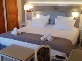 LOGIS - Hôtel & restaurant "L'envie des mets"，位于朗迪夫利耶的酒店