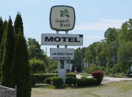 Oakdell Motel WATERFORD CT，位于Waterford的带停车场的酒店