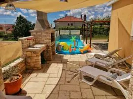 Luxury apartment Alba with pool