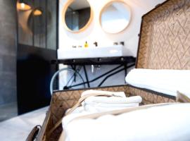 La Petite Valise，位于Ploudalmézeau的酒店