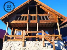 Chalet 52, Serra da Estrela a perder de vista，位于佩尼亚什达绍迪的酒店