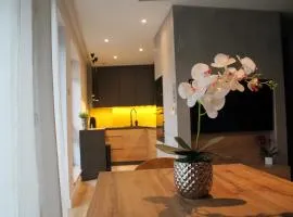 Aleksandra 3 - Yellow