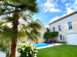 "LE JARDIN" Chambre de charme, piscine à Meursault，位于莫索特的住宿加早餐旅馆