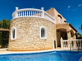 Villa Casa Diego Ibiza，位于圣埃乌拉利亚的住宿加早餐旅馆