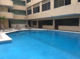 Hotel Acuario de Veracruz，位于韦拉克鲁斯Malecon的酒店