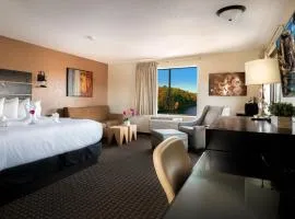The VUE Boutique Hotel & Boathouse