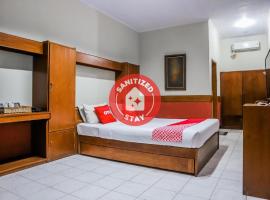 OYO 1673 Hotel Taman Mangkubumi Indah，位于打横的酒店