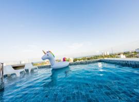 Gracetown Hotel Hua Hin，位于华欣的酒店