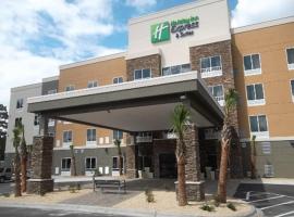 Holiday Inn Express & Suites Southport - Oak Island Area, an IHG Hotel，位于橡树岛的酒店