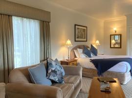 Delderfield Villas & Massage，位于马里斯维尔的酒店