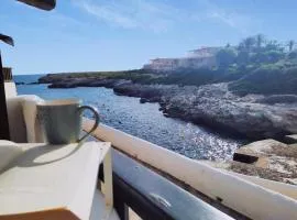 Fantástica casa a primera línea de mar en Binibeca