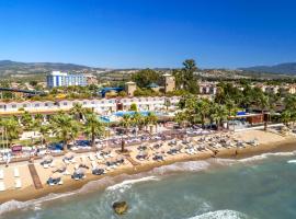 Risus Beach Resort Hotel，位于库萨达斯的酒店