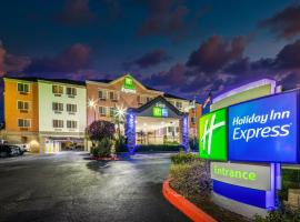 Holiday Inn Express Castro Valley，位于卡斯特罗谷加州州立大学东湾分校附近的酒店