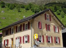 Gästehaus Alpenglühn，位于Meien的旅馆