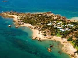 圣灵金沙度假村，位于鲍恩的酒店