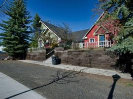 Room with a View by Casago McCall - Donerightmanagement，位于麦考尔的酒店