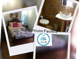 Guest House Pacifica，位于奎特里拉的酒店