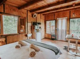 DURMIENDO ENTRE ARBOLES, Bonita cabaña en La Rioja