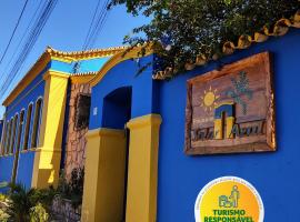 Pousada Solar Azul，位于伦索伊斯的住宿加早餐旅馆