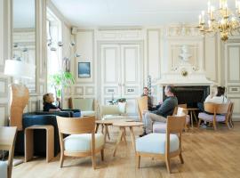 Logis Hôtel de l'Europe，位于普瓦捷普瓦捷机场 - PIS附近的酒店