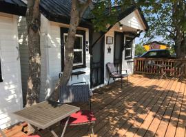 The Coastal Cabins in New Brunswick，位于Cape Tormentine联邦大桥附近的酒店