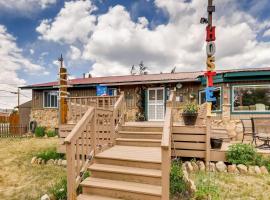 Inn the Clouds Hostel & Inn，位于莱德维尔的酒店