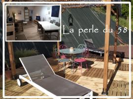 La perle du 58 - T2 Parking Wifi Terrasse CLIM，位于罗德兹的酒店