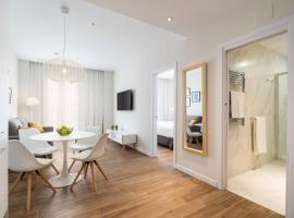 Tandem Puerto Chico，位于加的斯的海滩酒店