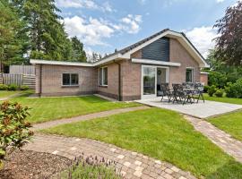 Quaint Holiday Home in Putten with Garden，位于皮滕的酒店