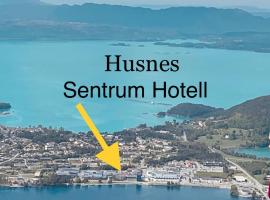 Husnes Sentrum Hotell，位于Husnes的旅馆