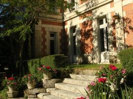 Domaine de Champ rose，位于Saint-Laurent-de-Belzagot的酒店