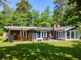 4 Bedroom Gorgeous Home In Vig