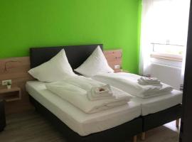 Hotel Unter den Linden，位于Kierspe的酒店