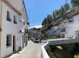 Casa Cueva El Puente