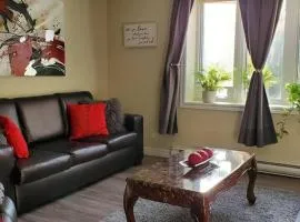 2-Bedroom Apartment Sweet #2 by Amazing Property Rentals