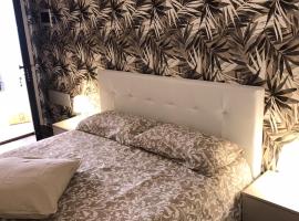Exclusive Rooms，位于特里尼塔波利的酒店