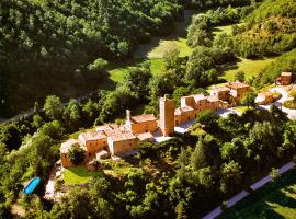 Agriturismo Biologico Castello Della Pieve，位于Mercatello sul Metauro的酒店
